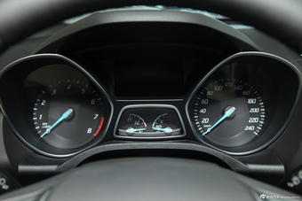 2013款福特翼虎1.6GTDi自动精英型