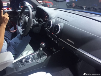 2016巴黎车展：奥迪RS 3 Sedan发布