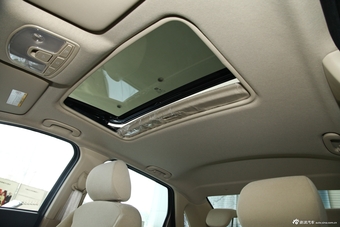 2013款北京汽车E系列1.5L自动乐尚版三厢