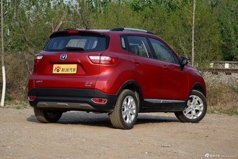 2016款长安CS15 1.5L手动豪华版