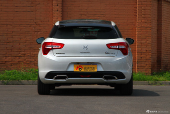 2014款DS 5 1.6T自动雅致版THP160