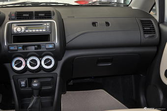 2013款理念S1 1.5L手动舒适版