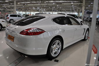 2010款保时捷 Panamera 4S 4.8L