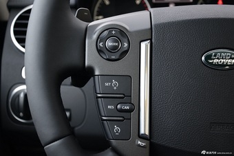 2016款第四代发现3.0T自动SDV6 HSE 柴油版