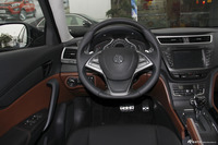 2015款绅宝CC 1.8T自动精英版