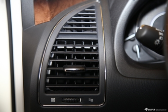 2013款英菲尼迪QX80 5.6L四驱