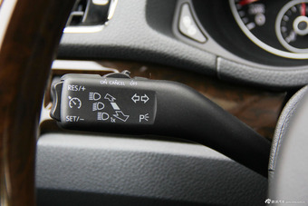 2014款帕萨特3.0 DSG旗舰尊享版