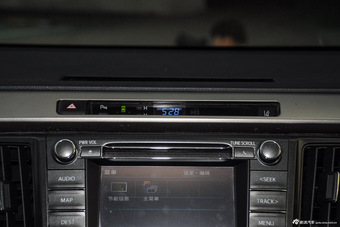 2013款丰田RAV4 2.5L自动尊贵版