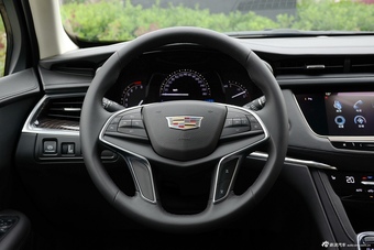 2016款凯迪拉克XT5 2.0T自动25T豪华型