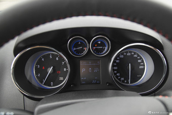 2016款CS35 1.6L自动尊贵型国IV