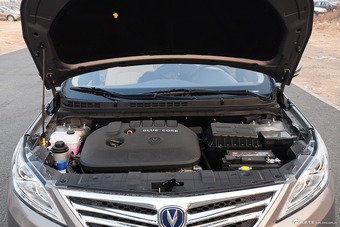 2015款逸动1.6L手动豪华