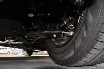 2015款索兰托L 2.4L GDI汽油四驱精英版