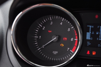 2014款北汽幻速S3 1.5L手动豪华型（国5）