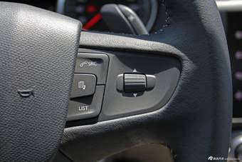 2014款东风标致408 1.6T自动尊贵版