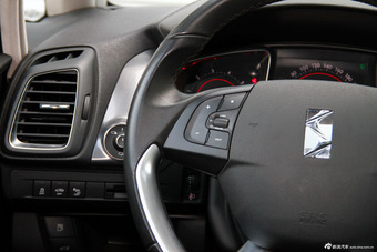 2014款DS 5 1.6T自动雅致版THP160