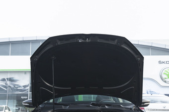 2015款迈腾2.0T自动改款旗舰型