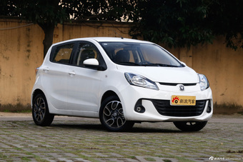 2015款奔奔1.4L手动尊贵型国5