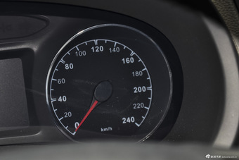 2016款比亚迪宋2.0TID自动旗舰型