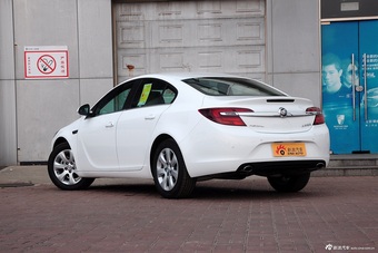 2015款君威2.0L自动领先时尚型