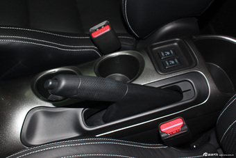 2014款英菲尼迪ESQ到店实拍