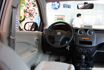 2014款启辰R30 1.2L手动优享版到店实拍