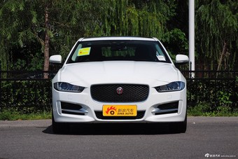 2015款捷豹XE R-SPORT 2.0 i4 Ti (240PS)