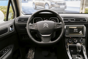 2016款C4世嘉1.6T自动THP自动旗舰型