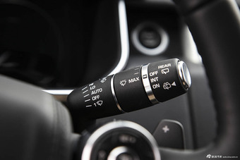 2015款路虎揽胜3.0 V6 SC Vogue汽油版