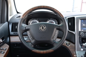 2016款CM7 2.0T自动尊享型