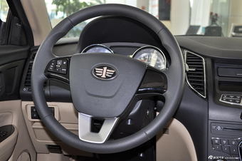 2013款奔腾B50 1.6L手动舒适型