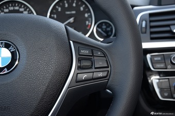 2016款宝马3系 1.6T自动316Li时尚型