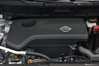 2015款奇骏2.5L自动XL四驱领先MAX版