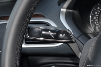 2017款林肯MKZ 2.0T自动尊雅版