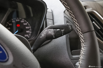 2016款途睿欧2.0T手动精睿版