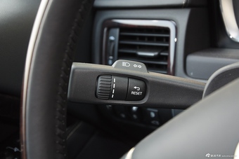 2015款沃尔沃S80L 2.0T T5智尊行政版