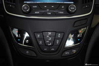 2015款君威2.0T自动GS燃情运动版