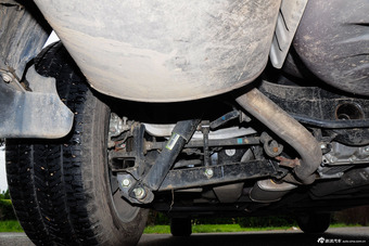 2015款东风风度MX6 2.0L CVT两驱梦想版