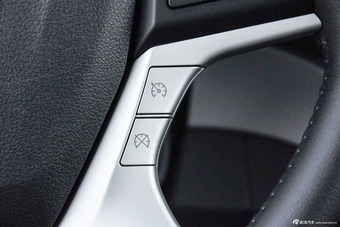 2014款风骏6 2.0T四驱领航型4D20B