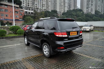 2012款奥轩GX5 2.0L手动两驱时尚版