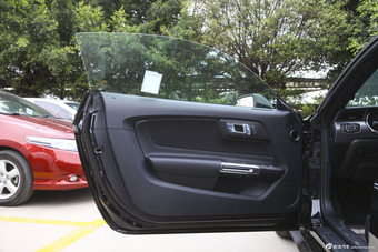 2016款野马2.3T自动性能版