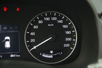 2015款ix25 2.0L 自动四驱尊贵型