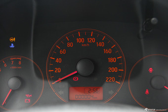 2015款锋范 1.5L手动进取版