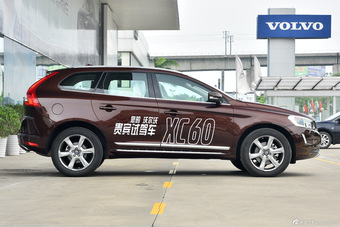 2015款沃尔沃XC60 2.0T T5 AWD智驭版