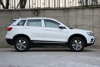 2016款哈弗H6 Coupe 1.5T手动两驱都市型