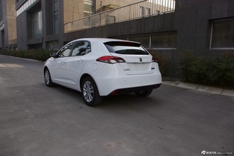 2014款MG5 1.5T自动豪华型