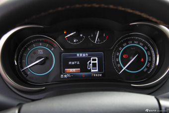 2013款君越2.4L SIDI自动精英舒适型