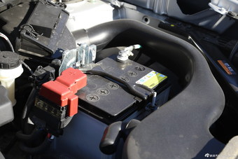 2015款东风风度MX6 2.0L CVT四驱UPR