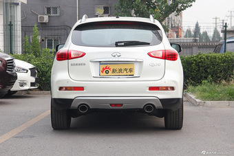 2015款英菲尼迪QX50 2.5L自动豪华版
