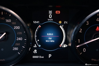 2016款捷豹XF 3.0T自动两驱风华版