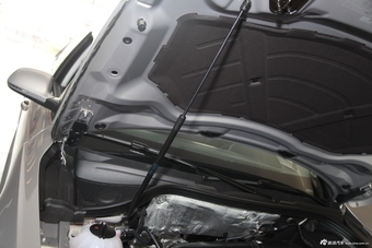 2013款奥迪Q3 40TFSI quattro四驱豪华型